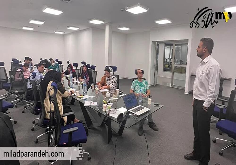 آموزشگاه فن بیان میلاد پرنده مشهد 